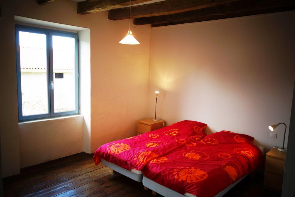 Domaine De Romefort Saint-Leonard-de-Noblat Room photo